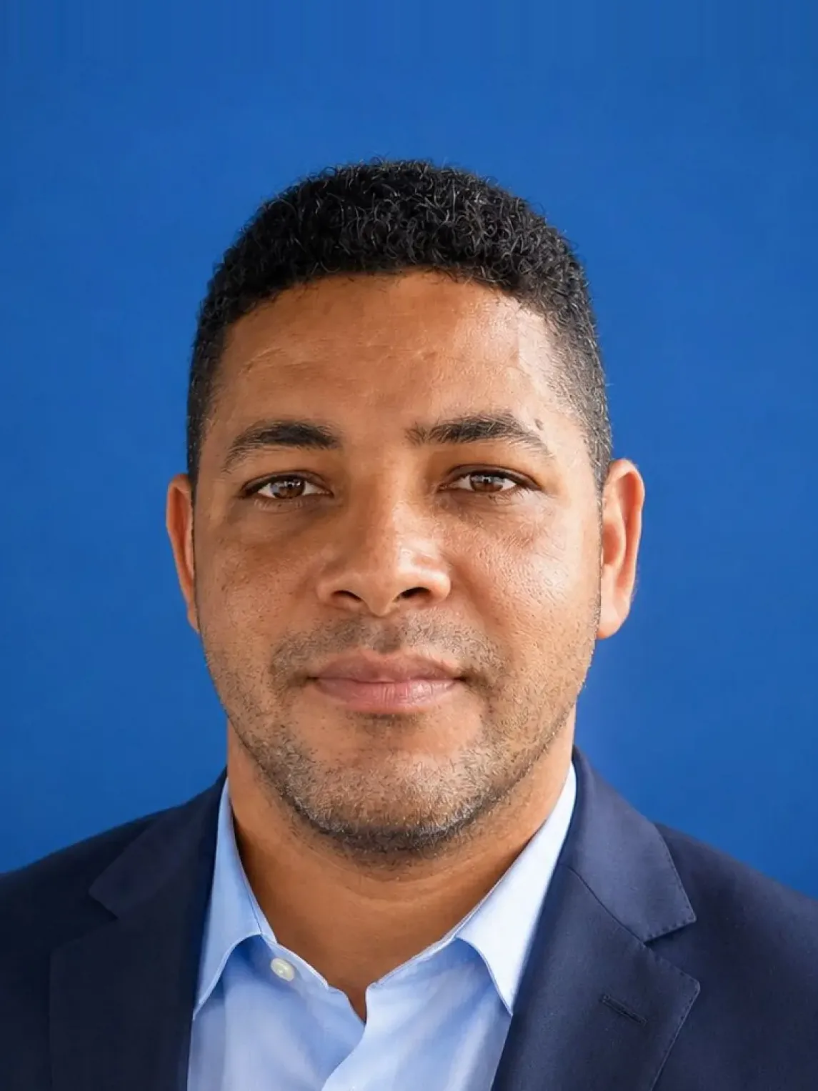 Vince de la Cruz